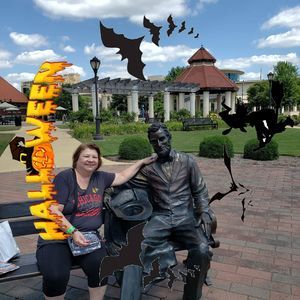 Meet your Posher, Katherine